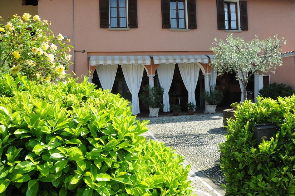La Corte B&B Passirano Exterior foto